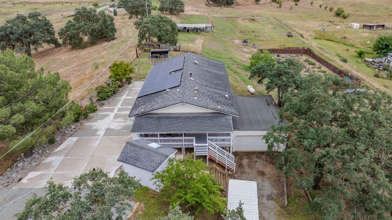 Property Photo: 9540 Almond Drive CA 95252
