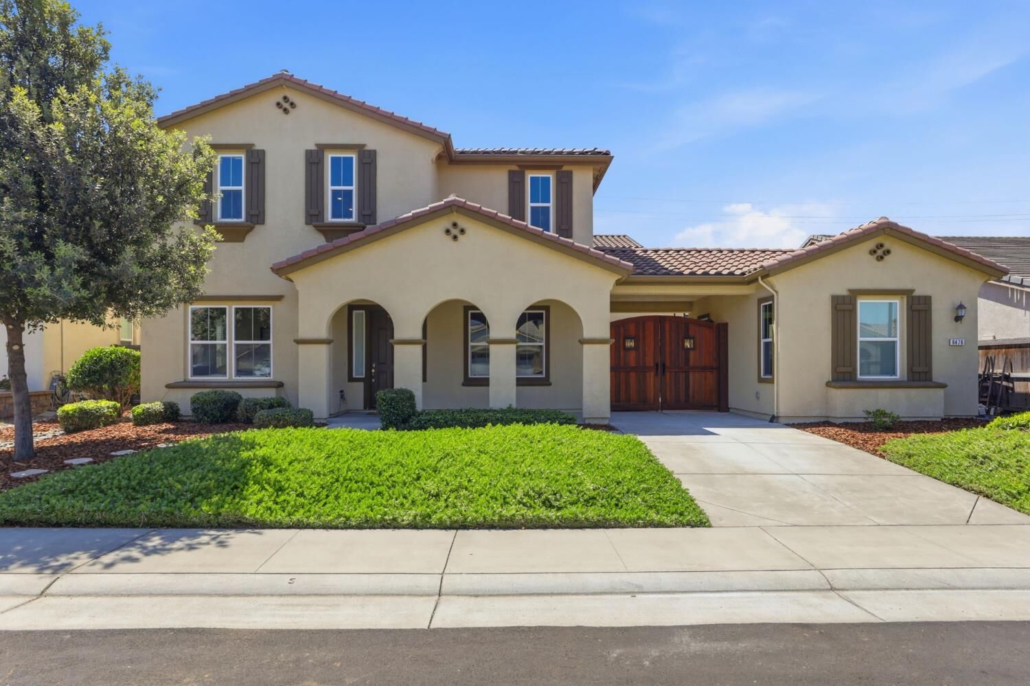 Property Photo:  8476 Bolcetto Circle  CA 95757 