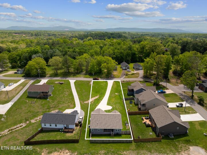 Property Photo:  359 Dayton Ave  TN 38555 