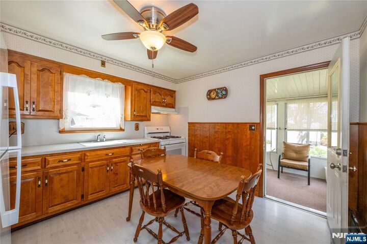 Property Photo:  1045 Preakness Avenue  NJ 07470 