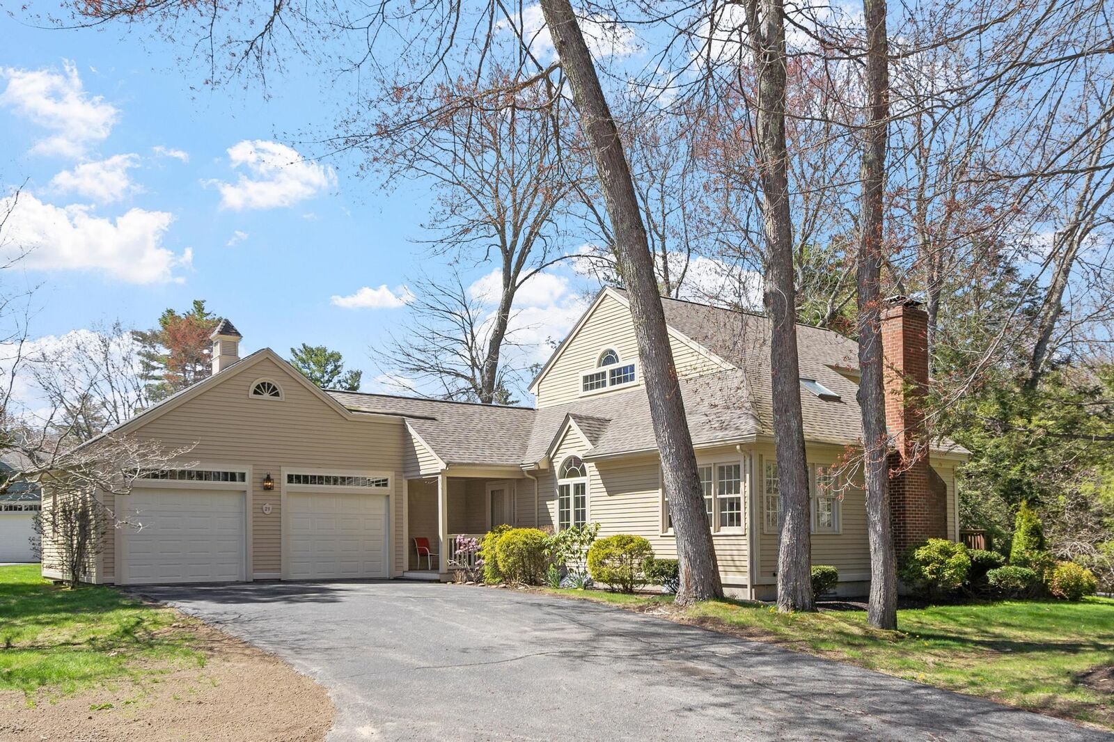 Property Photo:  21 Peninsula Drive  NH 03885 
