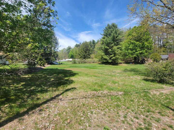 Property Photo:  8 Bacon Drive  NH 03249 