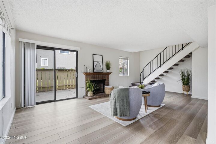 Property Photo:  1192 Sumner Place D  CA 93455 