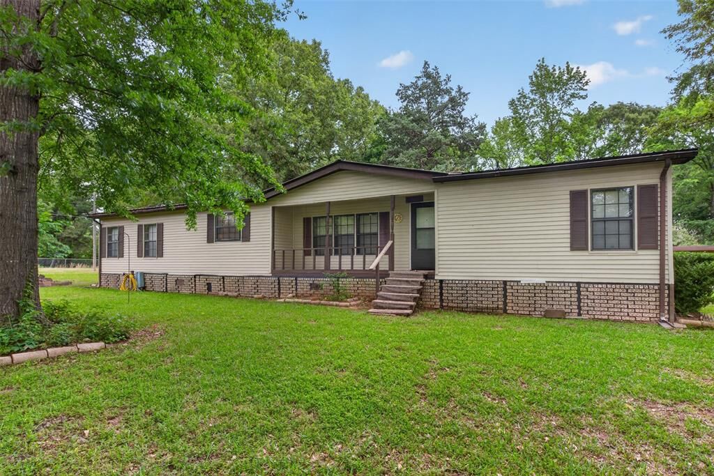Property Photo:  306 Lesa Lane  LA 71078 