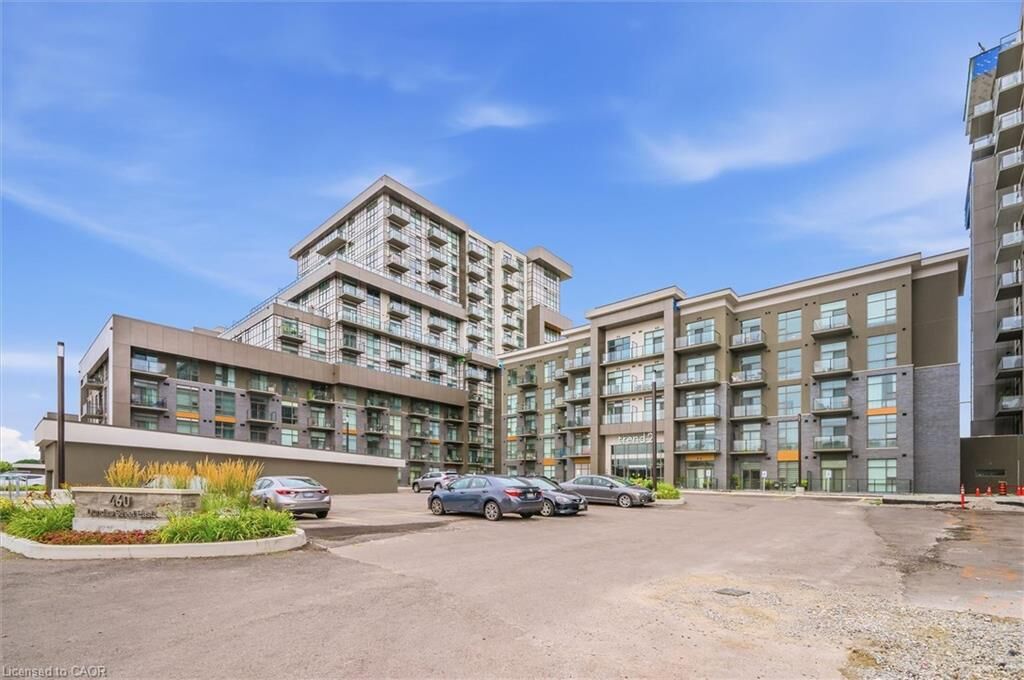Property Photo:  460 Dundas Street 1212  ON L8B 2A5 