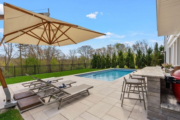 Property Photo:  9 Manor Way  MA 02025 