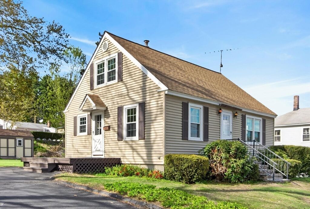 Property Photo:  75 Connors St  MA 01420 