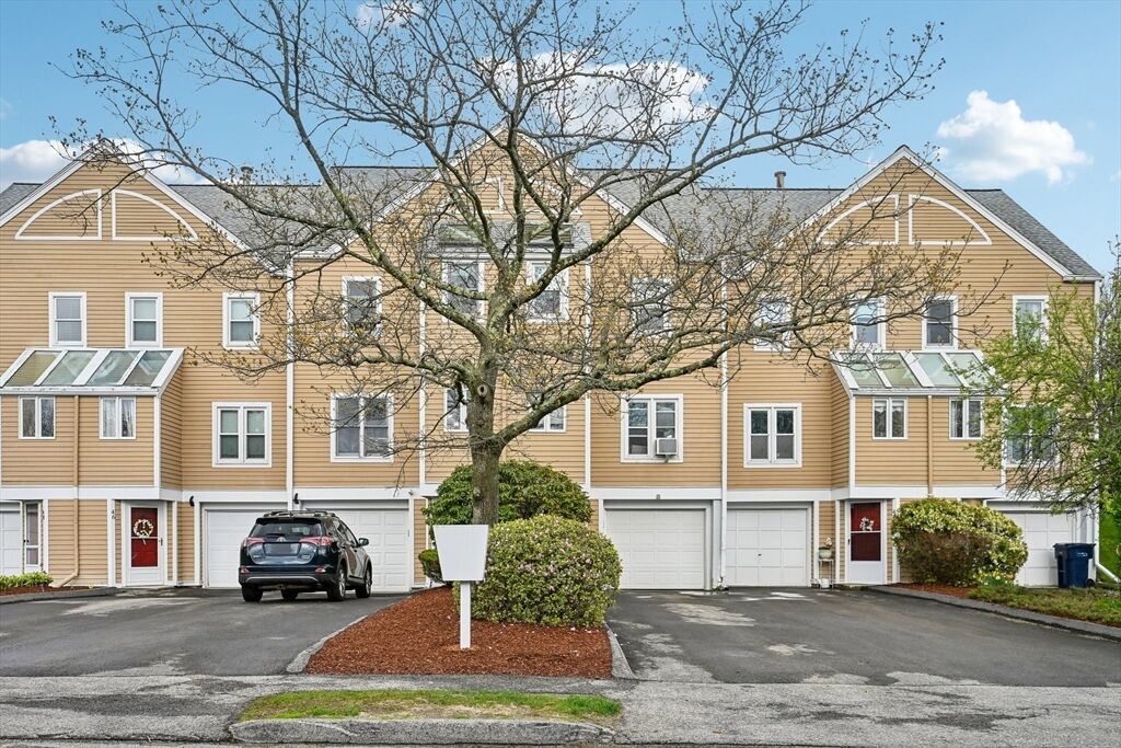 Property Photo:  42 Wrentham Rd 42  MA 01602 