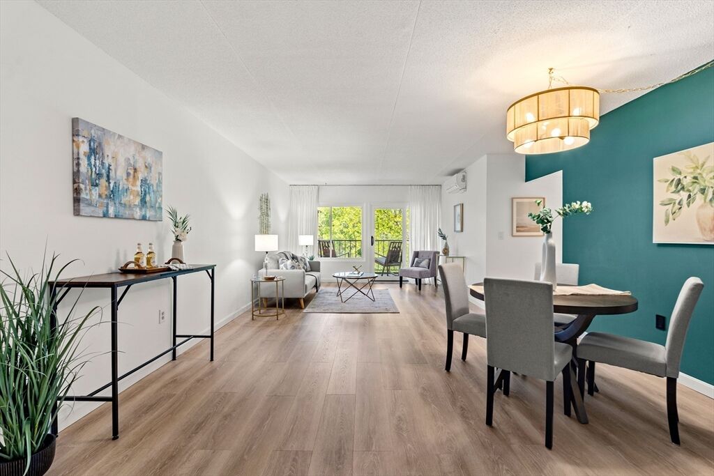 Property Photo:  51 Melrose St 2D  MA 02176 