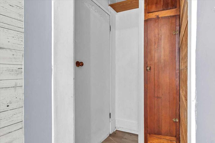 Property Photo:  817 East Road  AB T0J 3G0 