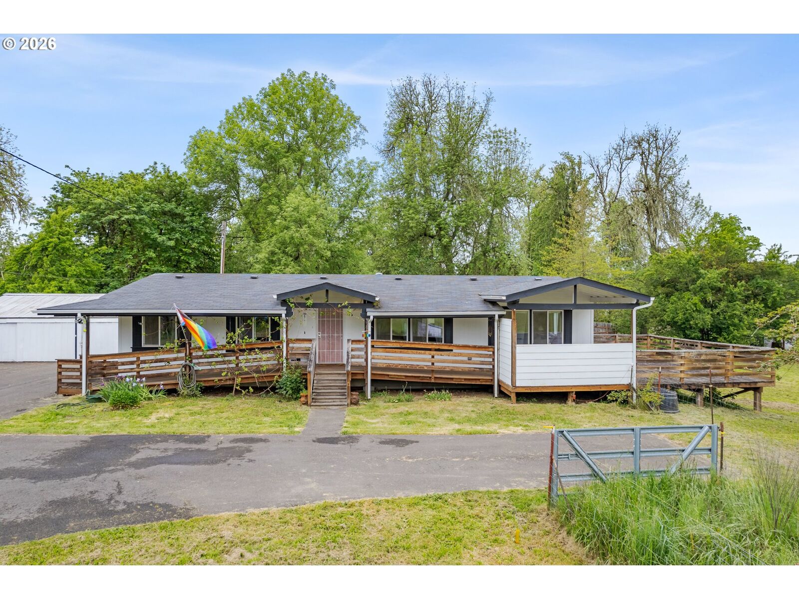 Property Photo:  78188 Layng Rd  OR 97424 