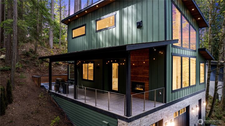 Property Photo:  6  Green Hill Road  WA 98229 