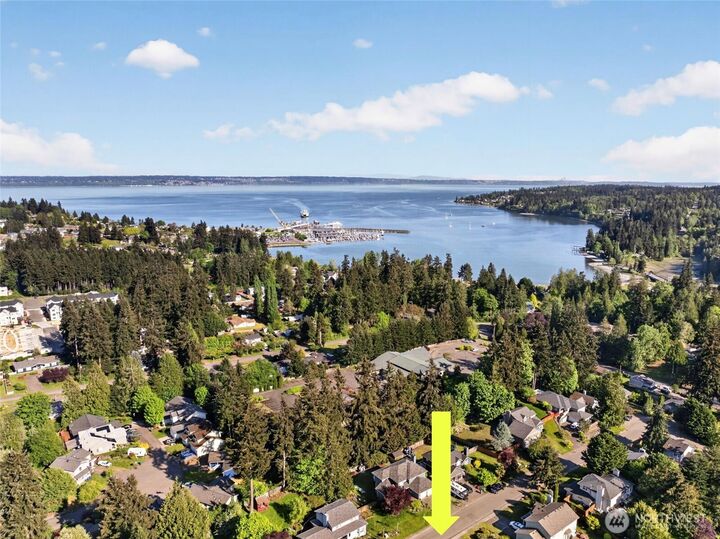 Property Photo: 6906 NE Carpenter Ln WA 98346