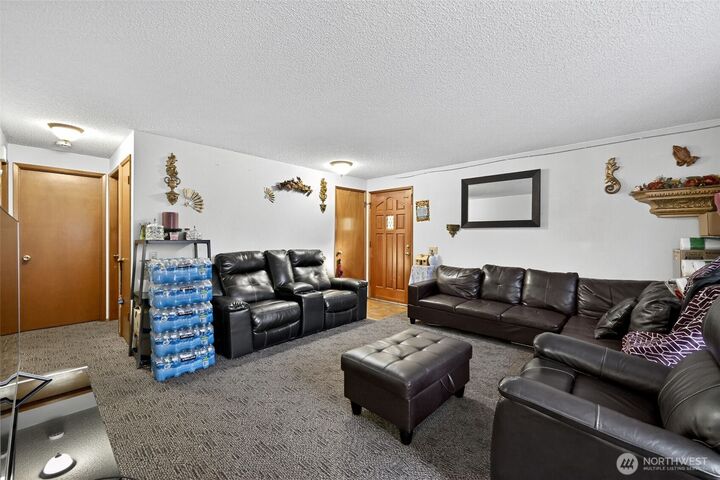 Property Photo: 410 10th Street WA 98264