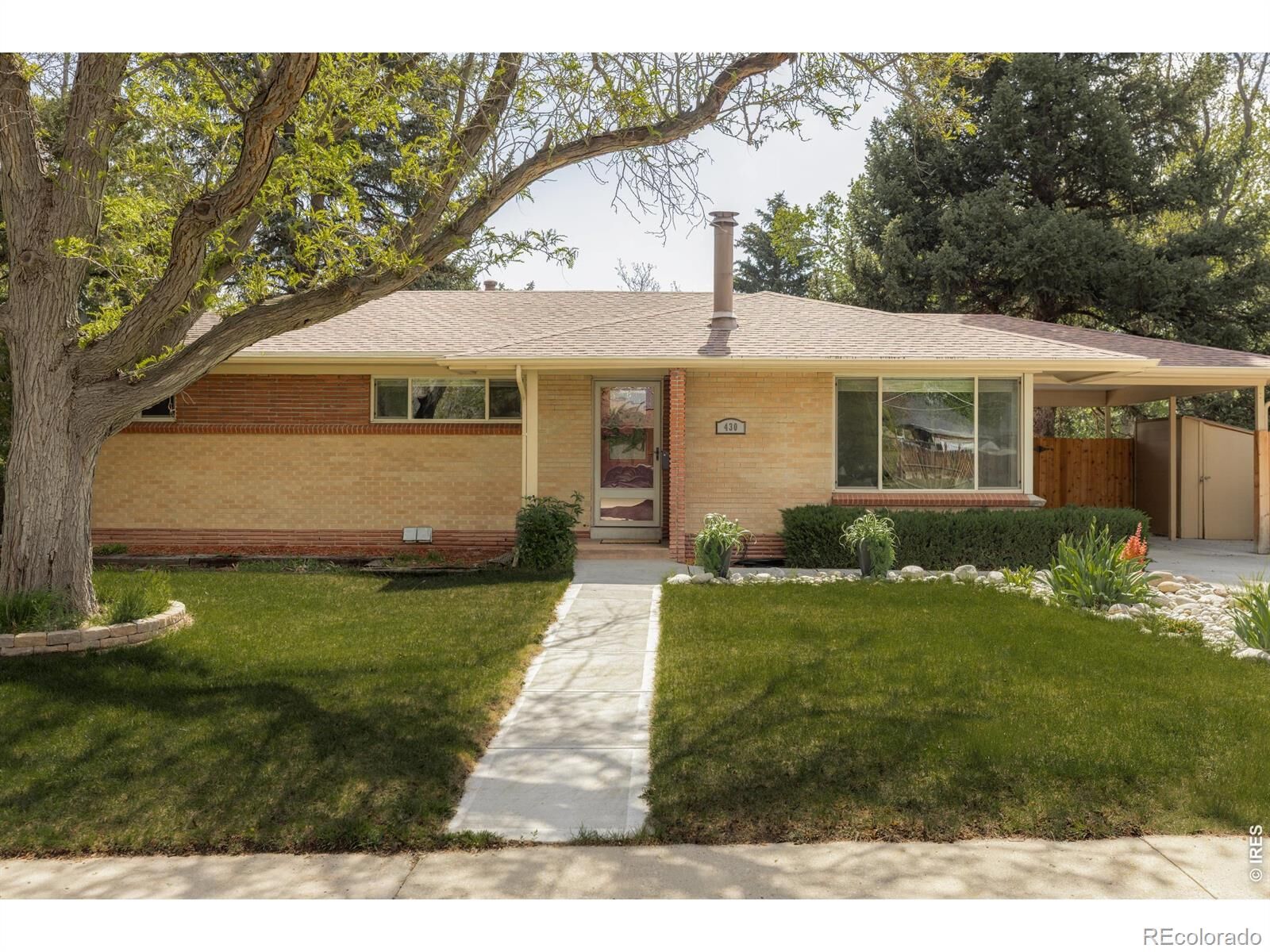 Property Photo:  430 Cody Drive  CO 80226 