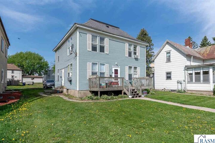 Property Photo:  5 N Front Street  MN 56073 