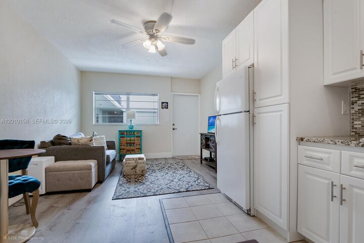 Property Photo:  2539 S Bayshore Dr 428E  FL 33133 