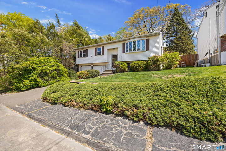 Property Photo:  76 Worcester Avenue  CT 06705 