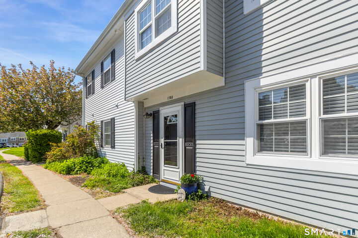 Property Photo:  93 Park Avenue 1703  CT 06810 