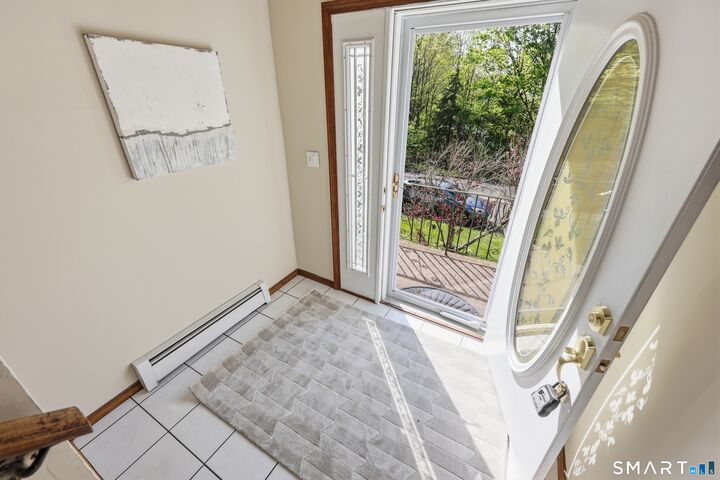 Property Photo:  102 Metacomet Road  CT 06062 