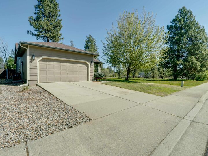 Property Photo: 4215 E 33rd Ave WA 99223