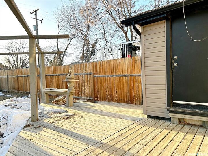 Photo de la propriété:  515 J Avenue S  SK S7M 2A7 