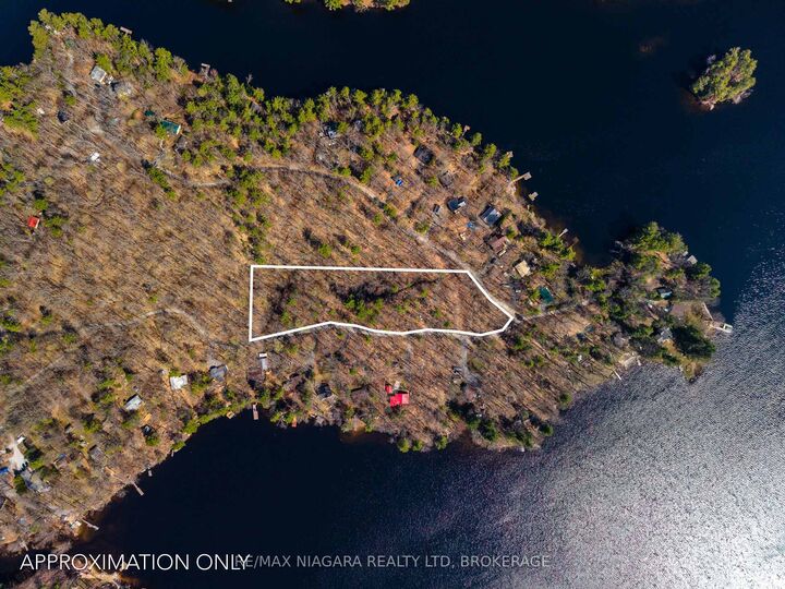 127 Oak Shores Lane — photo 1