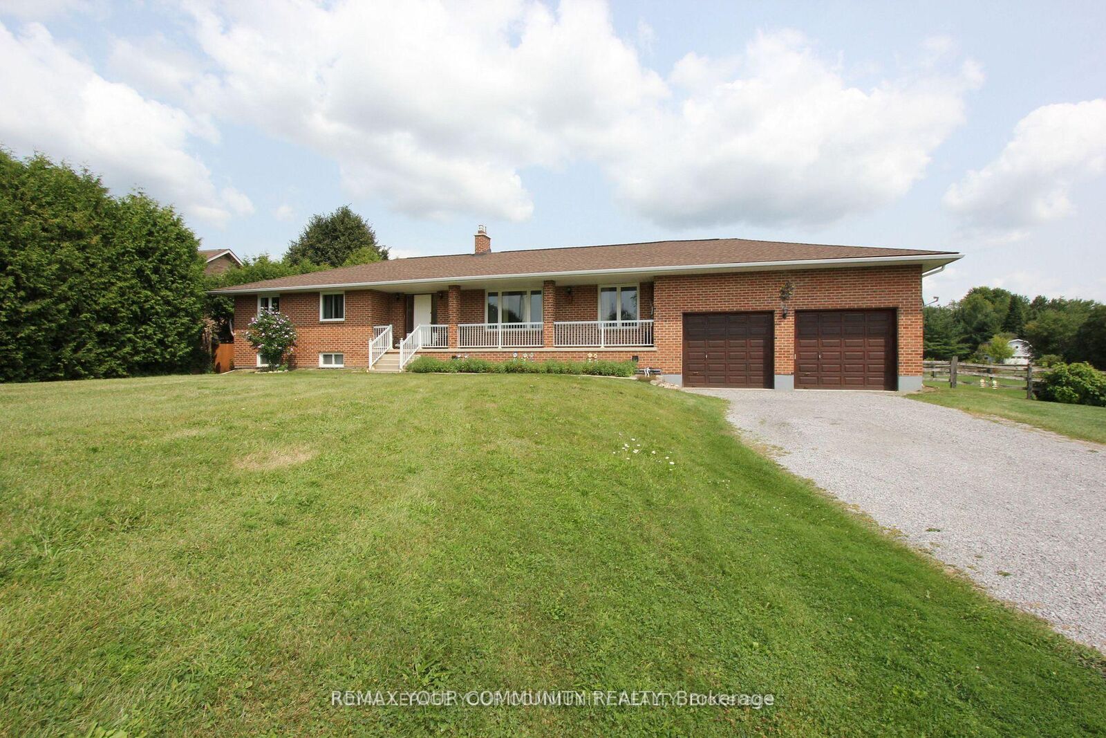Property Photo: 20161 Bathurst Street ON L9N 1N3