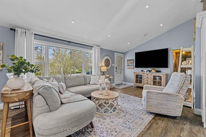 Property Photo:  11 Birch Terrace N/A  ON K0L 1J0 