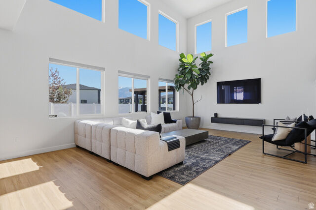 Property Photo: 1022 S 950 W UT 84003