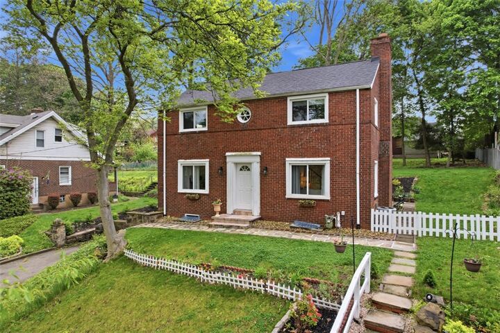 Property Photo:  315 Woodside Rd  PA 15221 