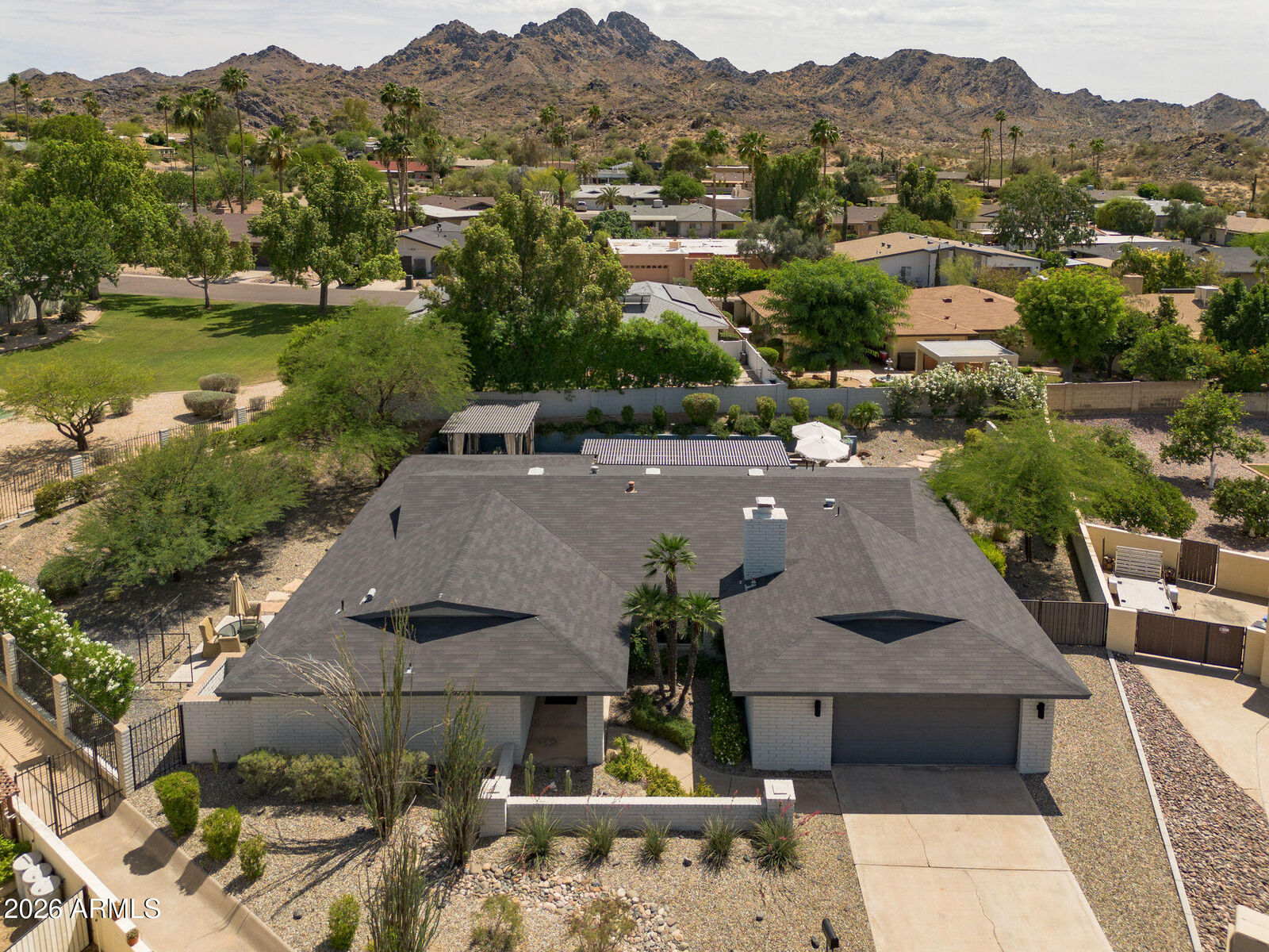 Property Photo:  9220 N 28th Place  AZ 85028 