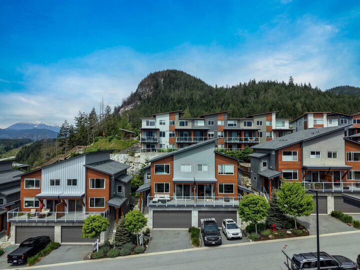 Property Photo: 41322 Horizon Drive BC V8B 0Y7