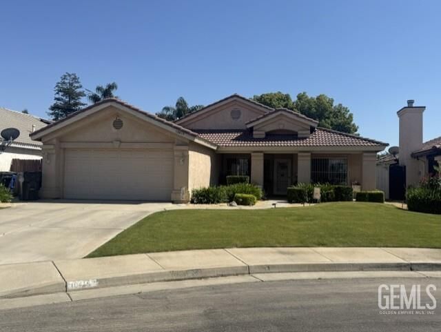 Property Photo: 10419 Crandon Park Drive CA 93312