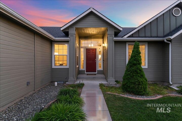 Property Photo:  17203 N Midsummers Lane  ID 83687 