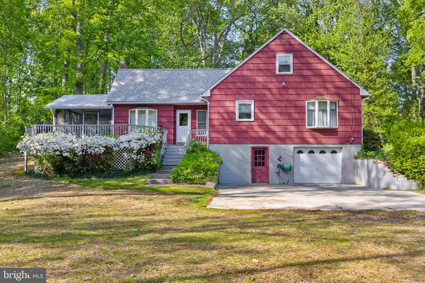 Property Photo:  1025 Hedding Jacksonville Road  NJ 08505 