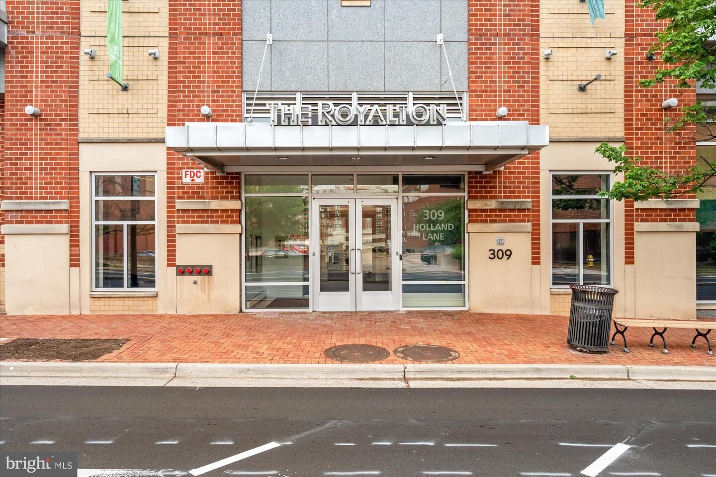 Property Photo:  309 Holland Lane 320  VA 22314 