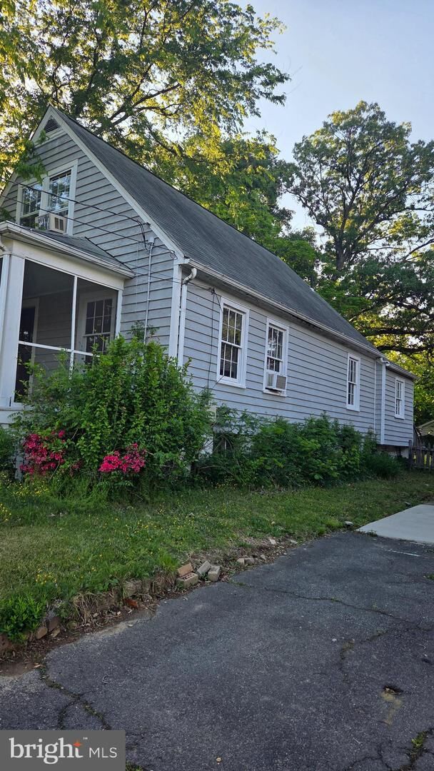 Property Photo:  5623 6th Street N  VA 22205 