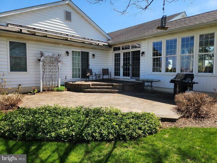 Property Photo:  1043 Spring Valley Road  PA 17566 