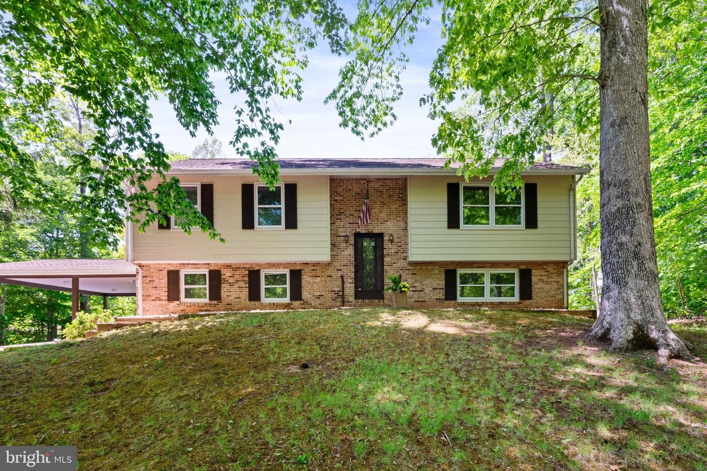 Property Photo:  12020 Parkriver Drive  VA 20112 