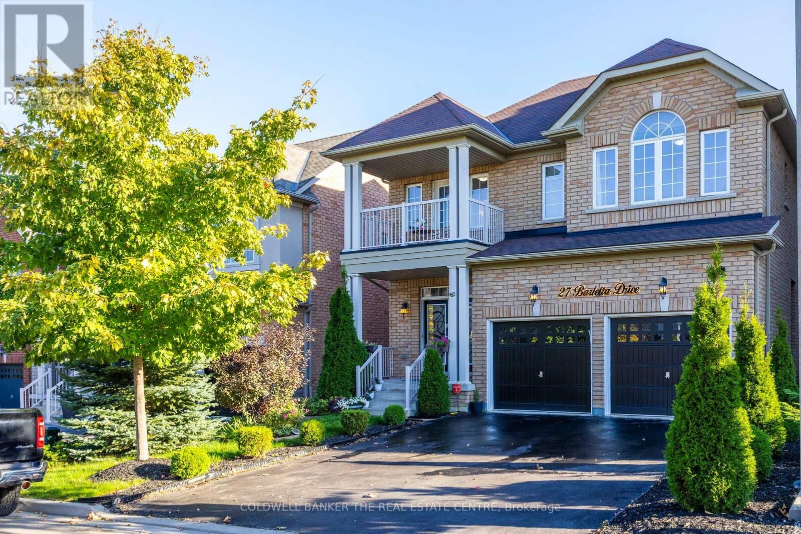 Property Photo:  27 Barletta Drive  ON L6A 4H5 