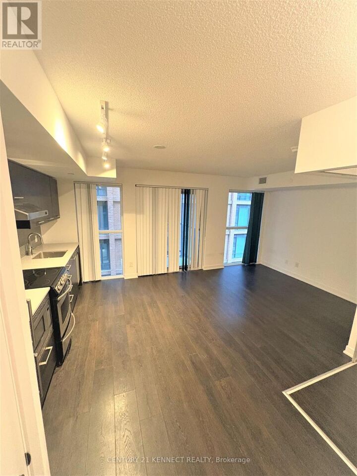 Property Photo:  87 Peter Street 716  ON M5V 2G4 