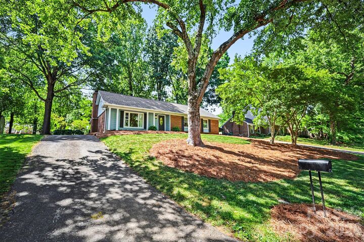 Property Photo:  7022 Ludwig Drive  NC 28215 