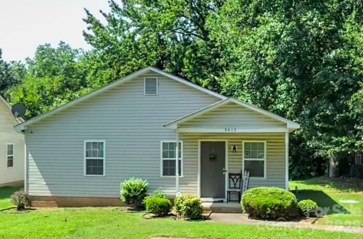 Property Photo: 3415 Kentucky Avenue NC 28216