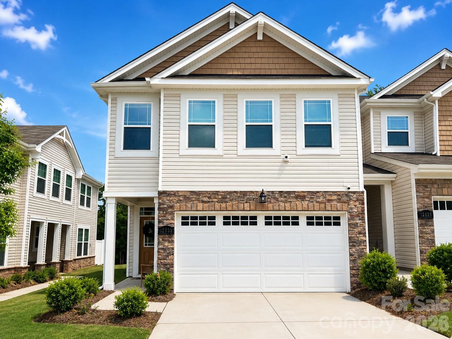 Property Photo: 12035 Gambrell Drive NC 28278