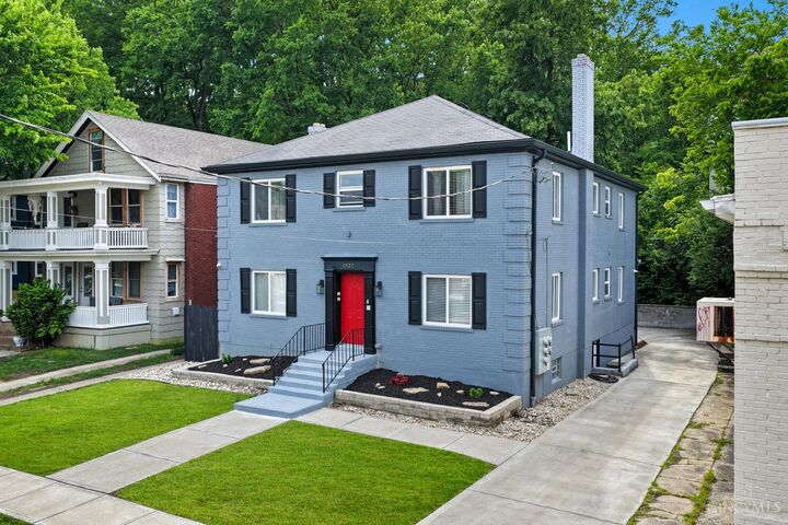 Property Photo:  2137 Highland Avenue  OH 45219 