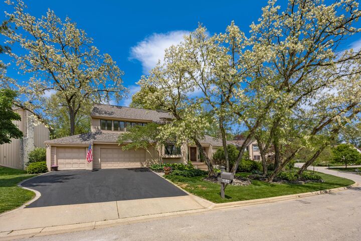 Property Photo:  5392 Aryshire Drive  OH 43017 