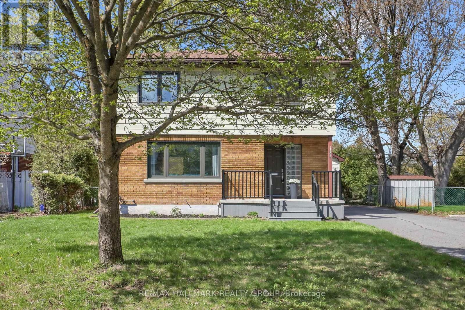 Property Photo:  1206 Checkers Road  ON K2C 2S7 