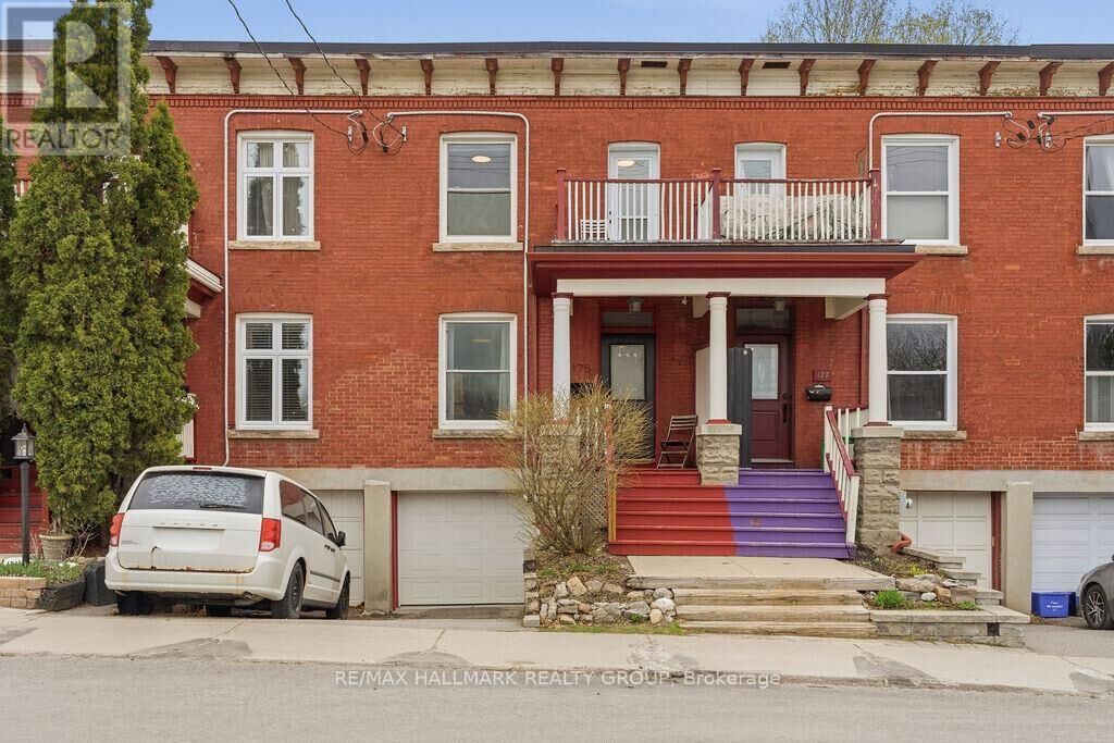 Property Photo:  175 Percy Street  ON K1R 6E6 