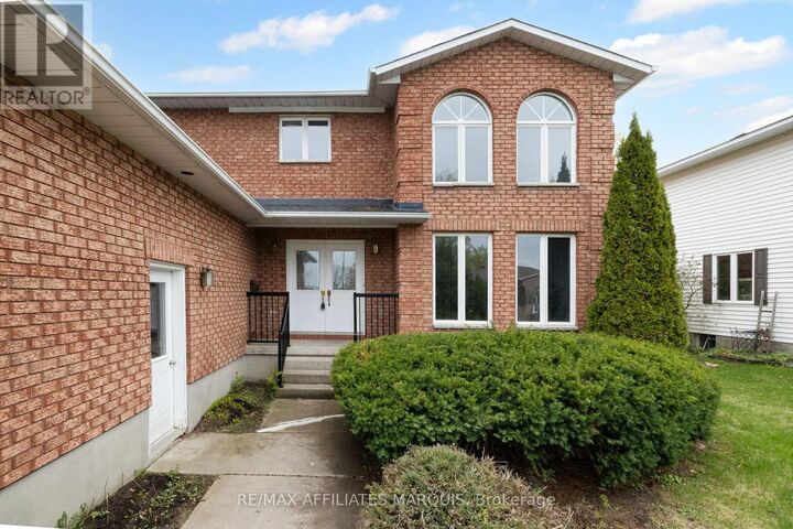 Property Photo:  15 Davis Drive  ON K7A 5G7 